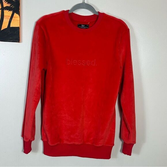 Vibrant Red Crewneck Sweater with Soft Knit - Picture 1 of 10